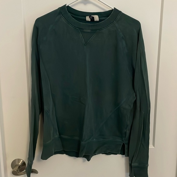 Universal Thread Sweatshirt - Picture 1 of 1